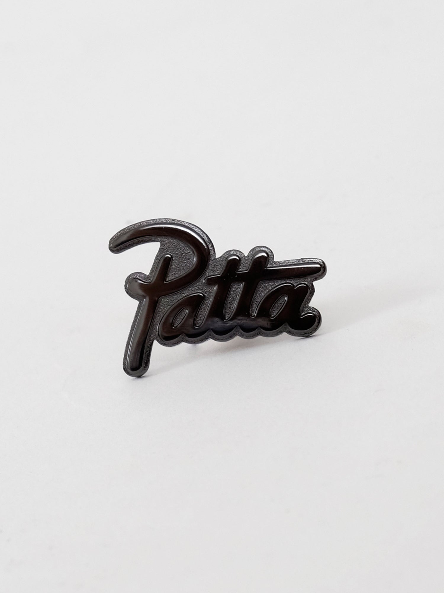Patta Script Logo Pin (Black)