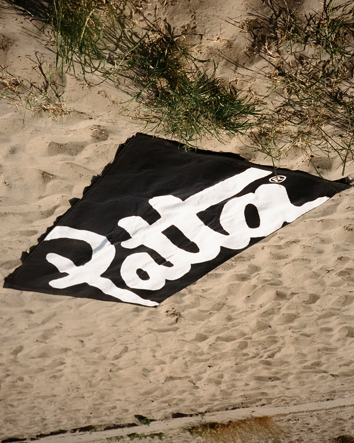 Patta Script Logo Towel (Black/Whisper White)