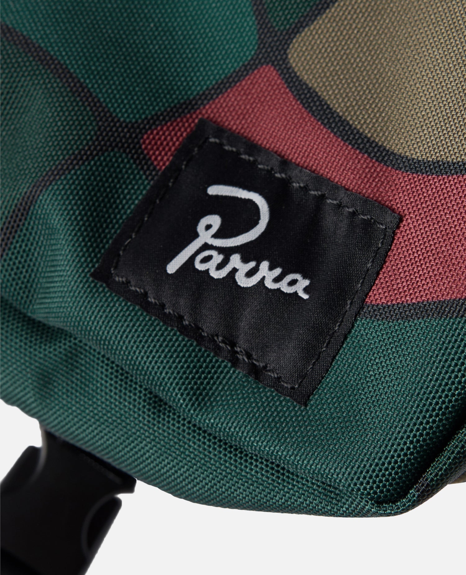 byParra Trees In Wind Toiletry Bag (Camo Green)