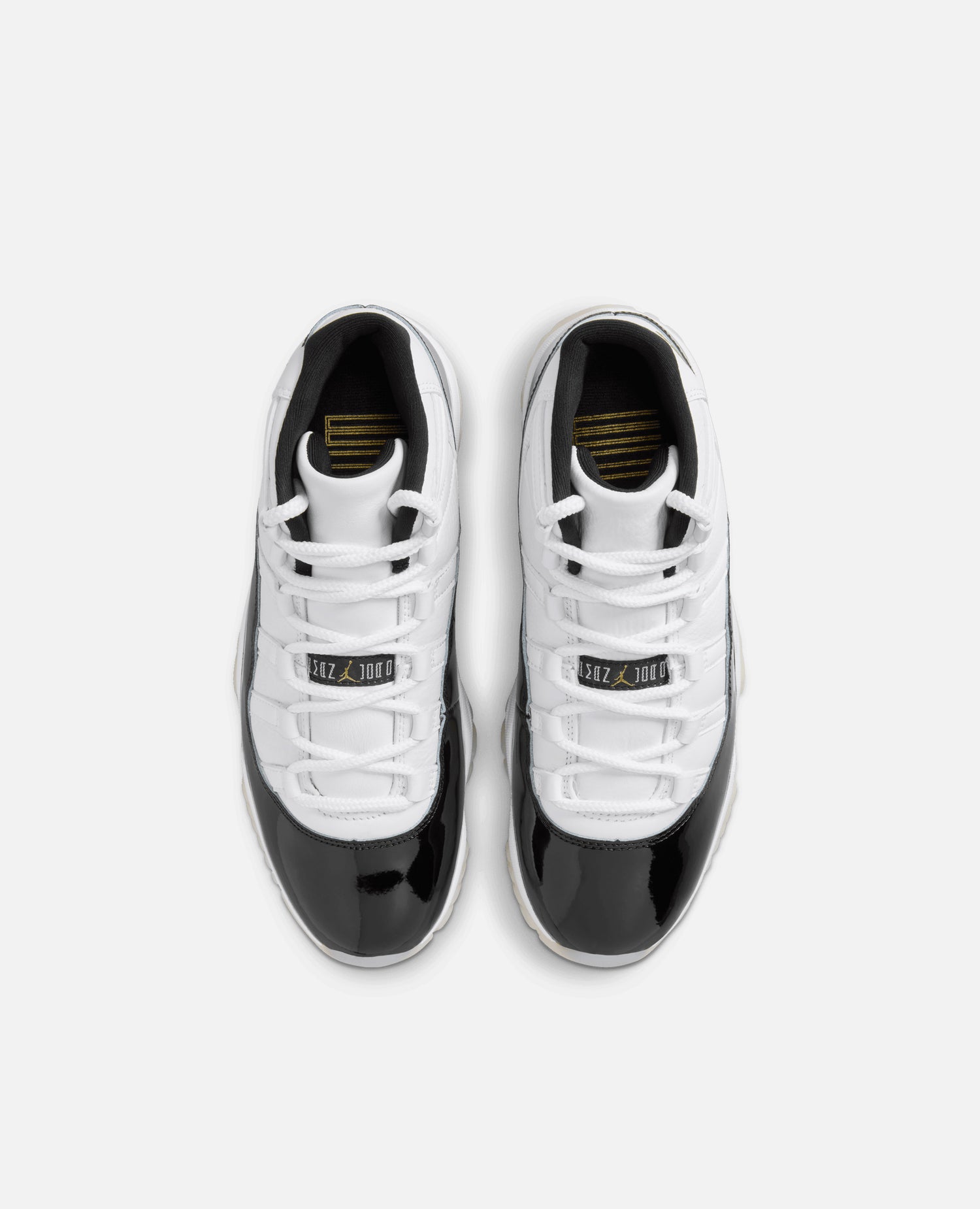 Air Jordan 11 Retro (White/Metallic Gold-Black)