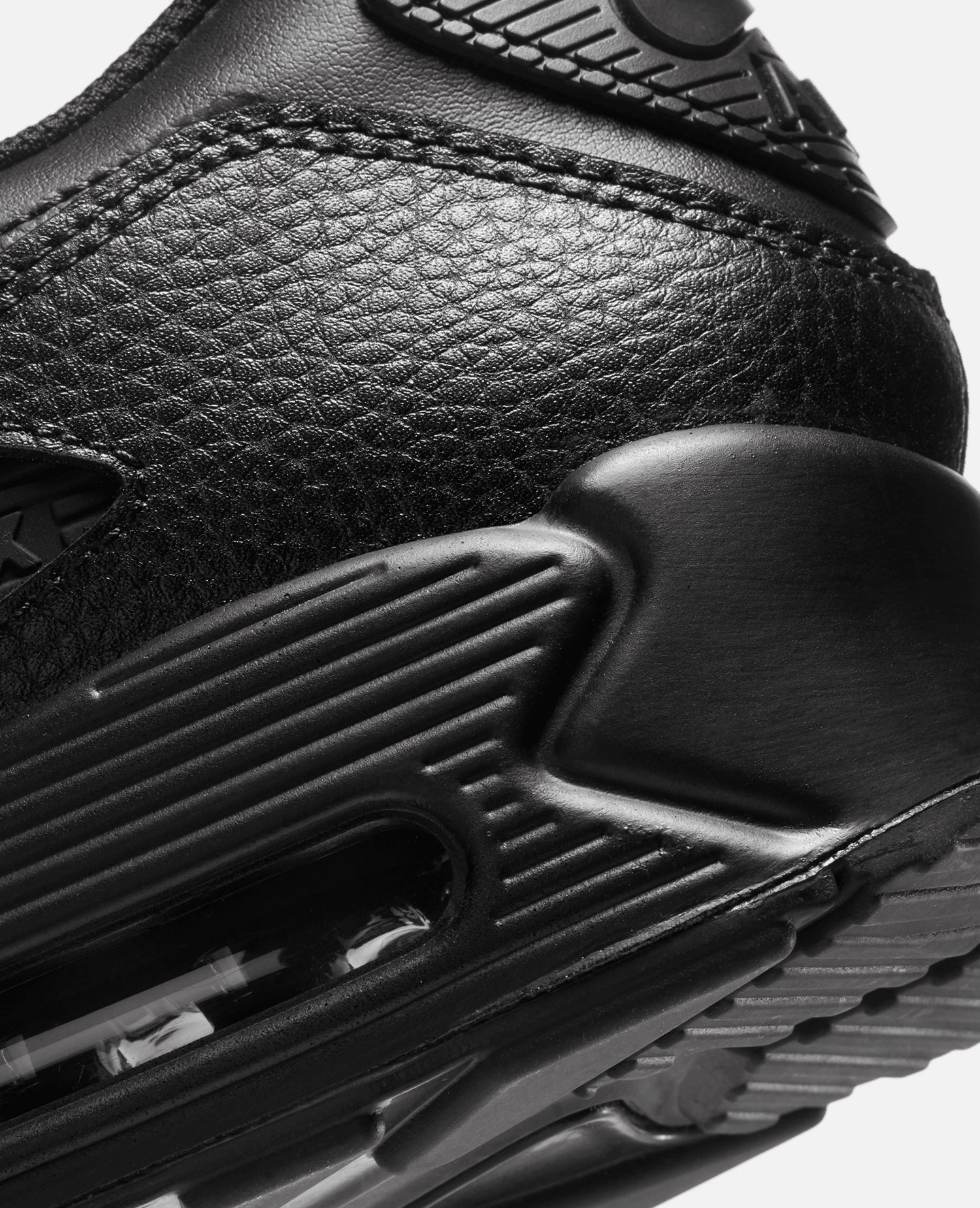 Nike Air Max 90 Ltr (Black/Black-Black)