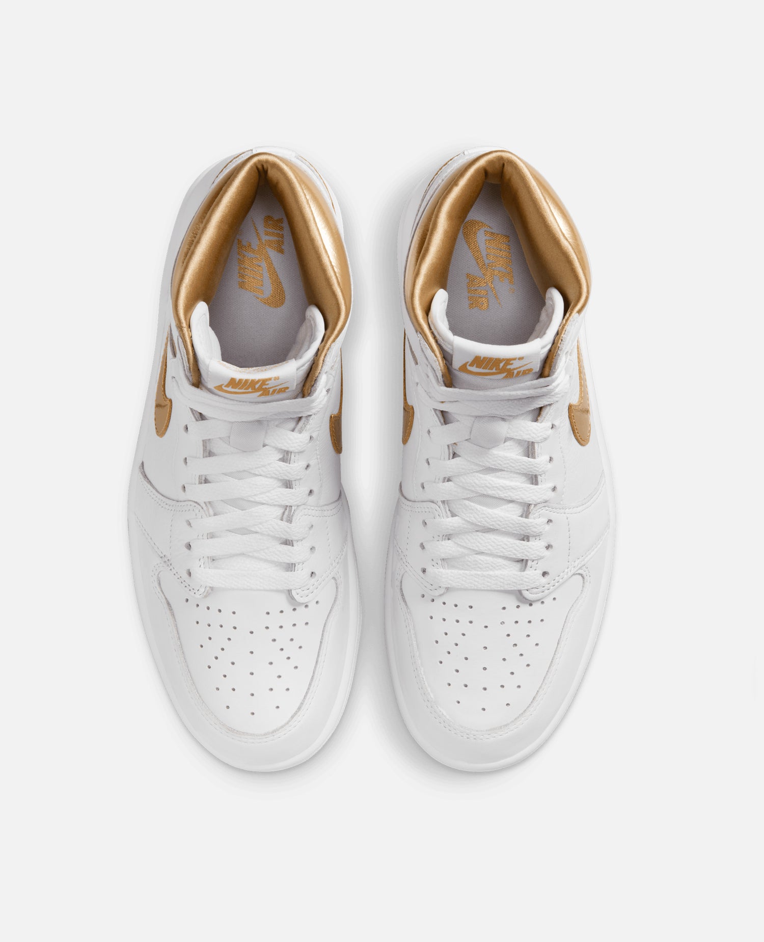 Nike WMNS Air Jordan 1 Retro Hi OG (White/Metallic Gold-Gum Light Brown)