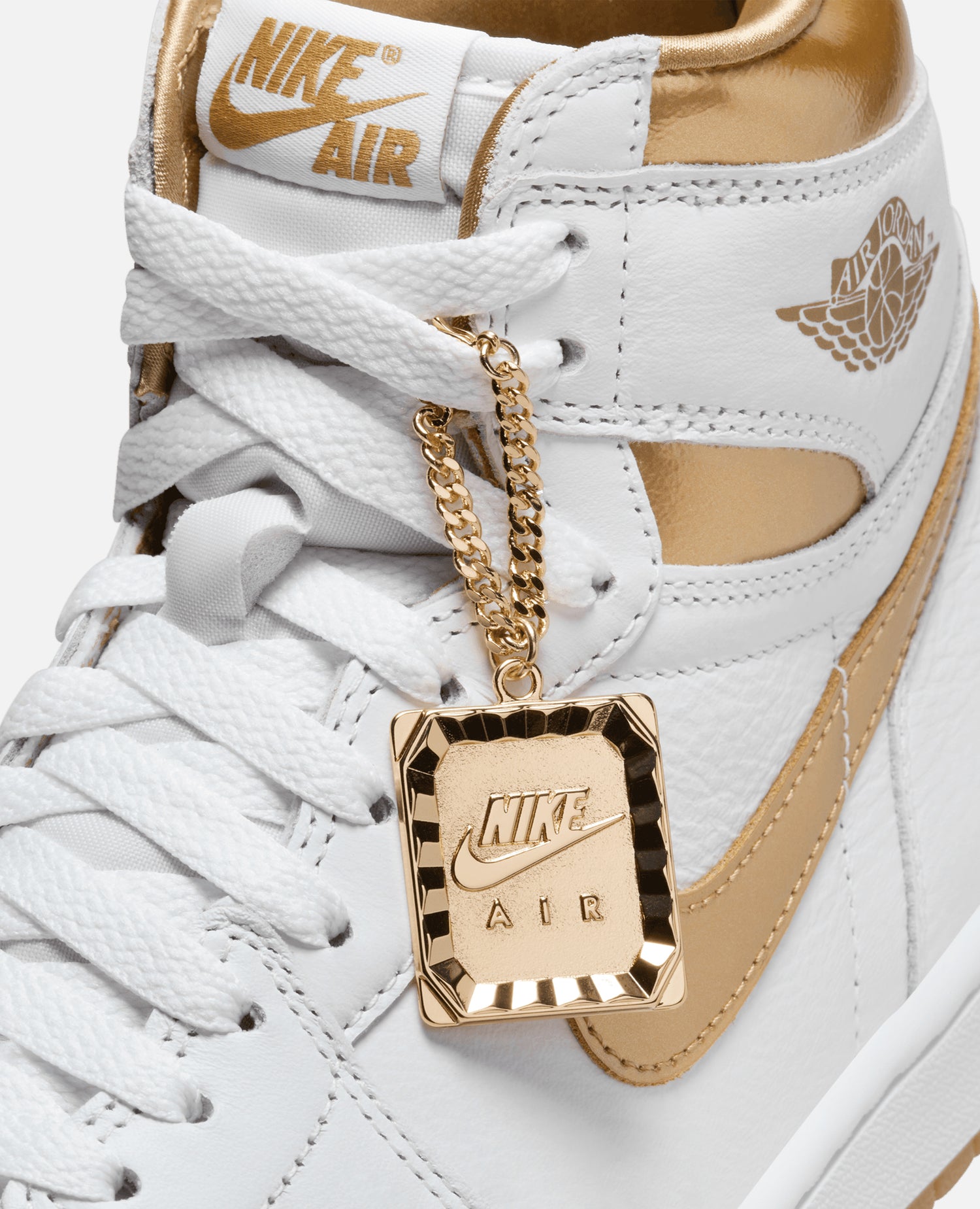 Nike Donne Air Jordan 1 Retro Hi OG (Bianco/Oro metallizzato-Marrone chiaro gomma)