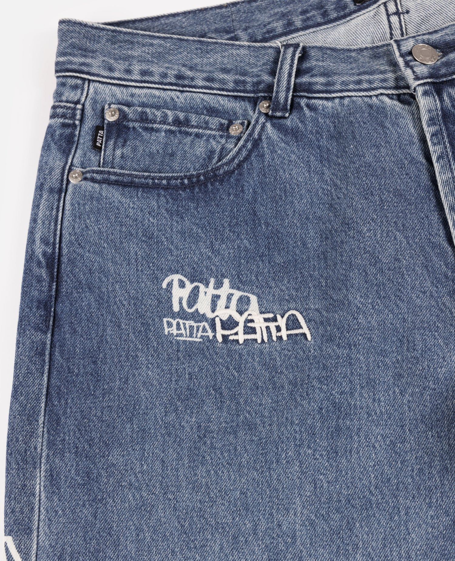 Pantalon en jean Patta Graffiti (bleu clair)